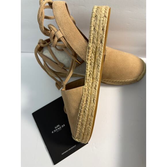 Coach Rita Genuine Suede New in Box Size 6.5 - Picture 3 of 5